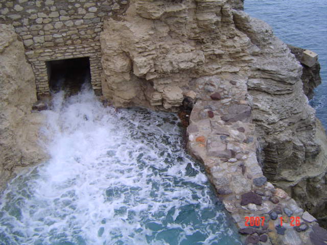 emisario desaladora 026